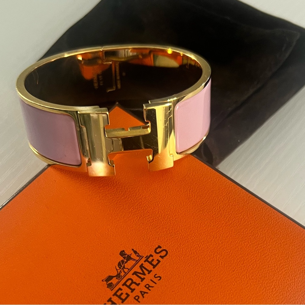 Hermes Clic Clac H wide bracelet in rare pink/purple color in PM